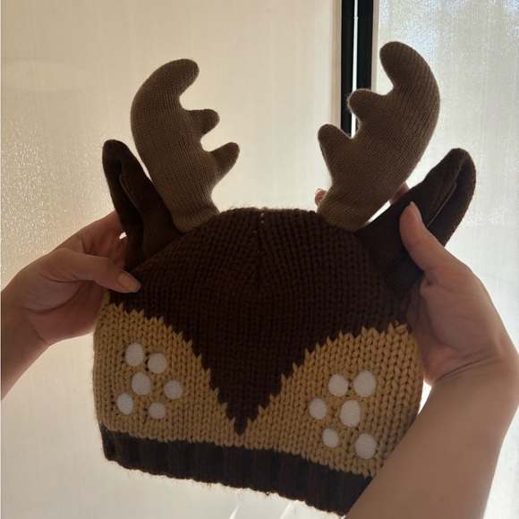 Cute Reindeer Knitted Beanie - Picture 2 of 6